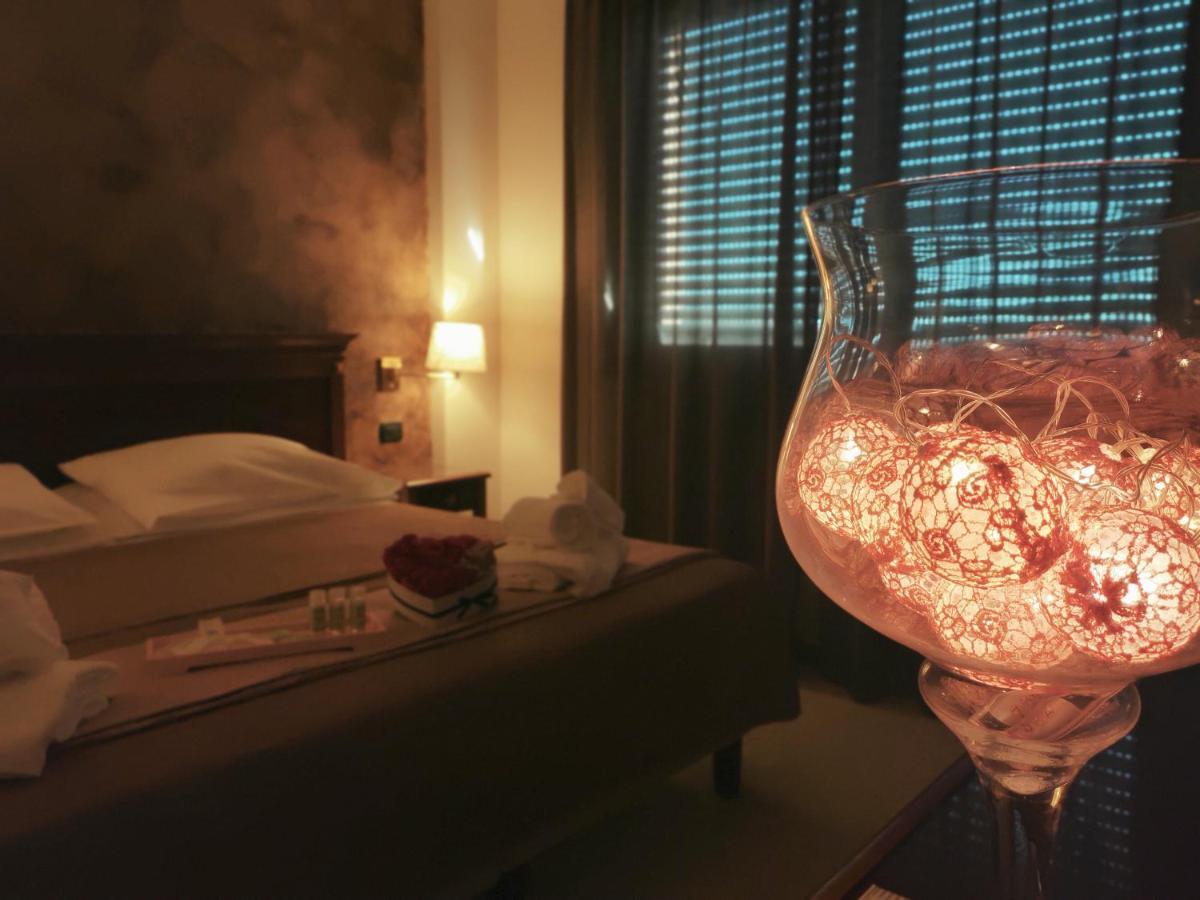 Hotel Фіденца Екстер'єр фото