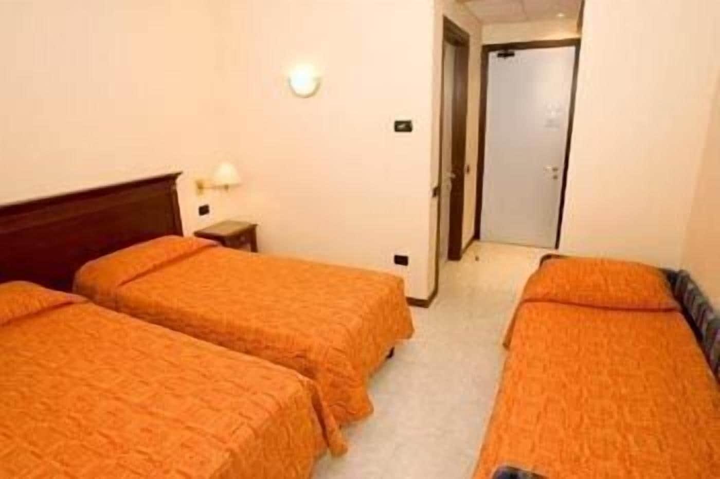 Hotel Фіденца Екстер'єр фото