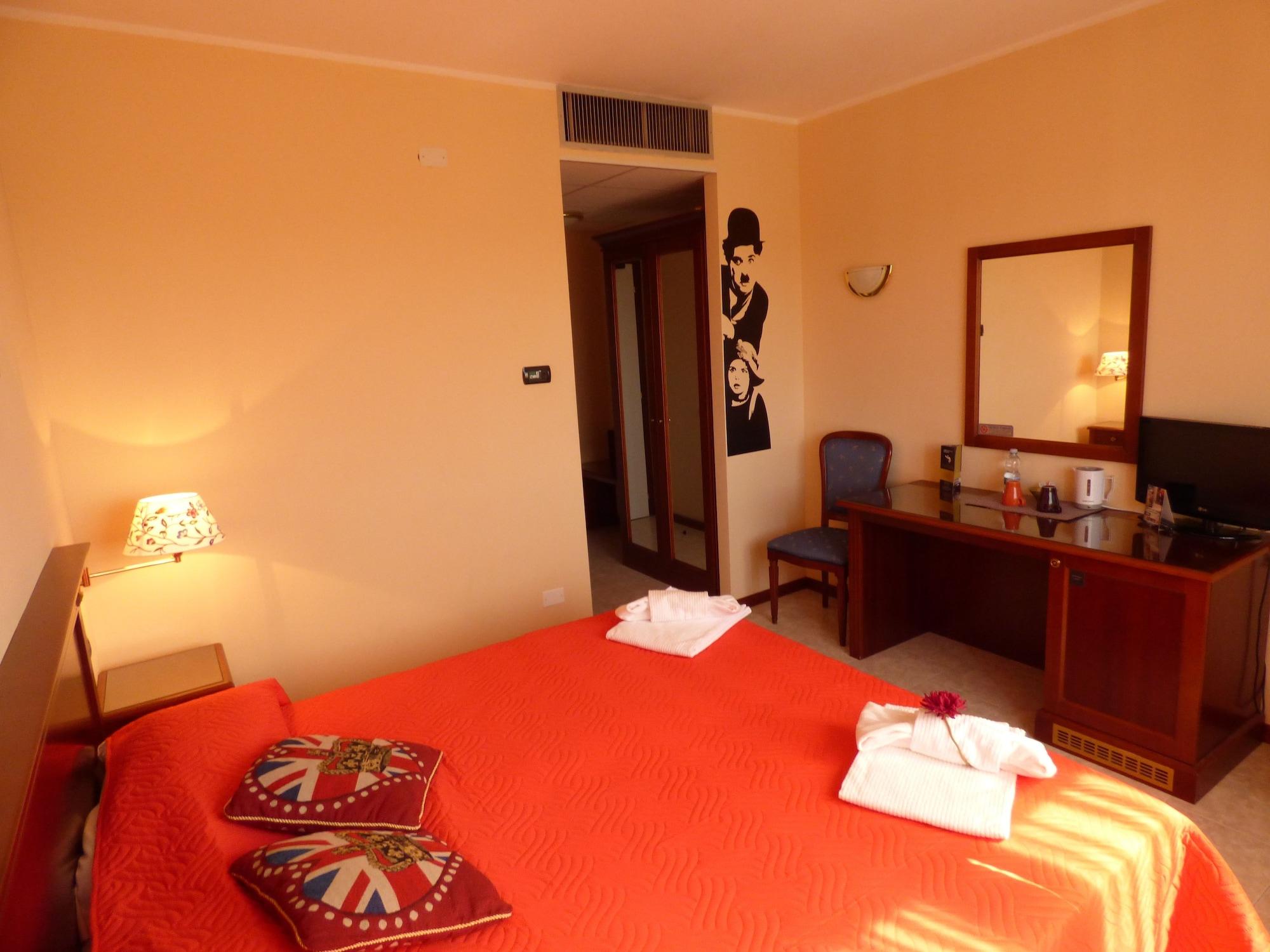 Hotel Фіденца Екстер'єр фото