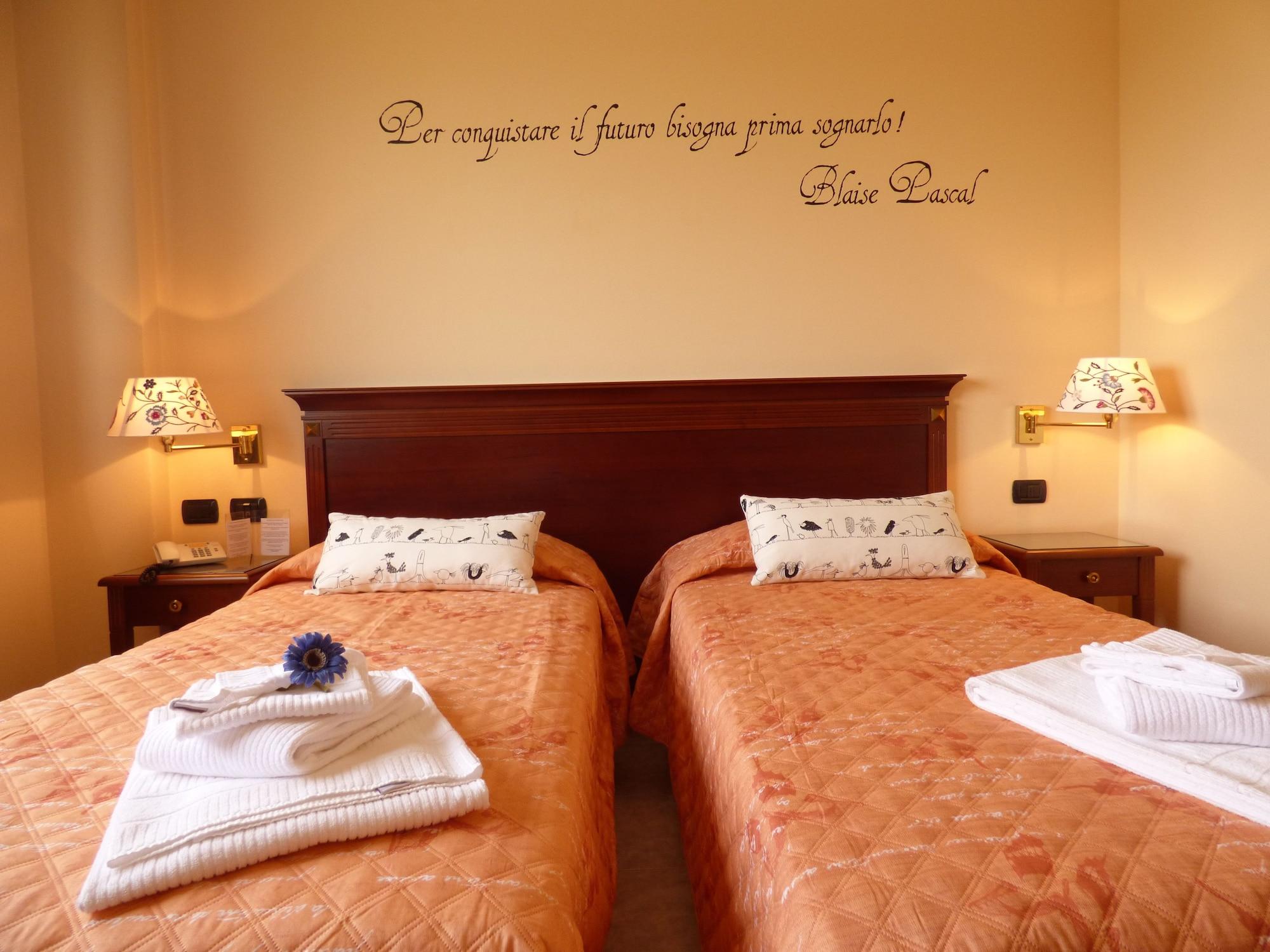 Hotel Фіденца Екстер'єр фото