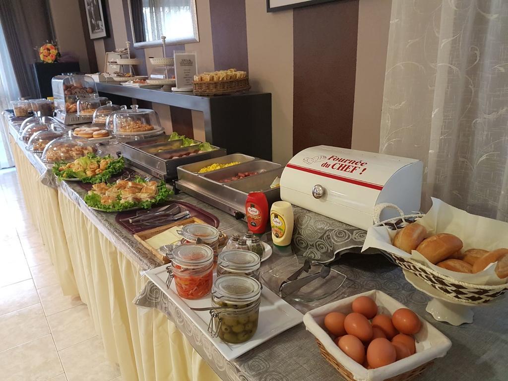 Hotel Фіденца Екстер'єр фото