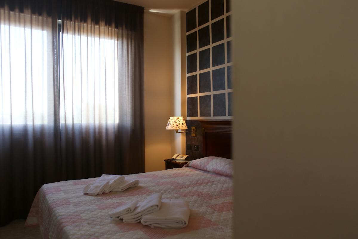 Hotel Фіденца Екстер'єр фото